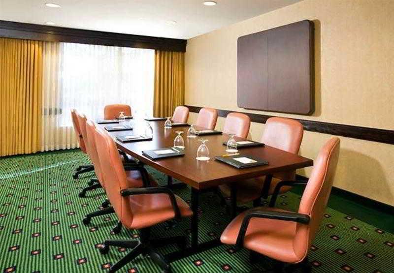 Courtyard By Marriott Oklahoma City Northwest Зручності фото