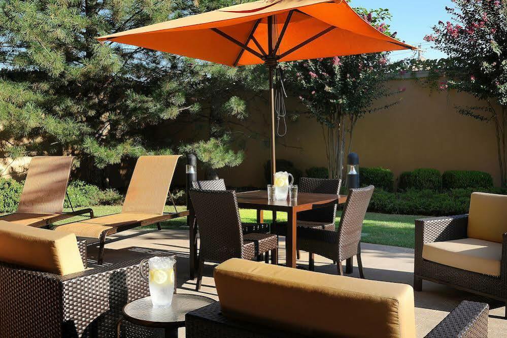 Courtyard By Marriott Oklahoma City Northwest Екстер'єр фото