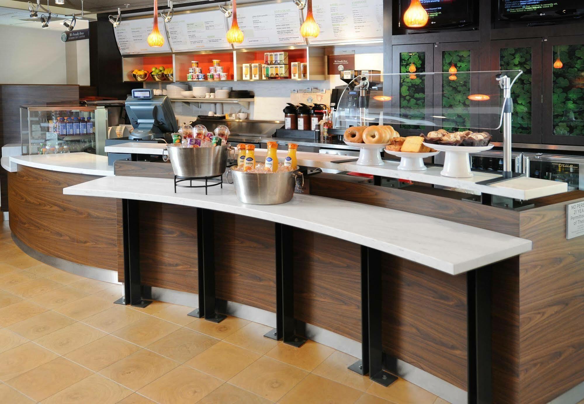 Courtyard By Marriott Oklahoma City Northwest Екстер'єр фото